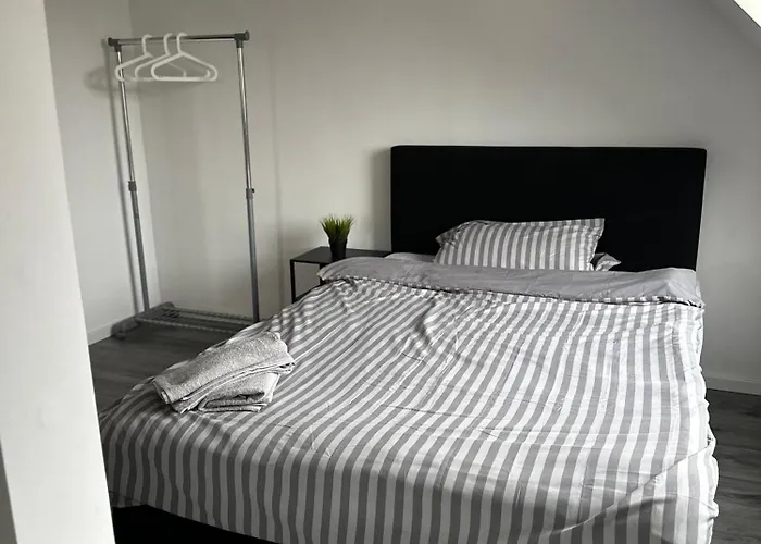 Homeberg Duisburg - Feine 3 Zimmer, 4 Betten, 60Qm In Top Lage