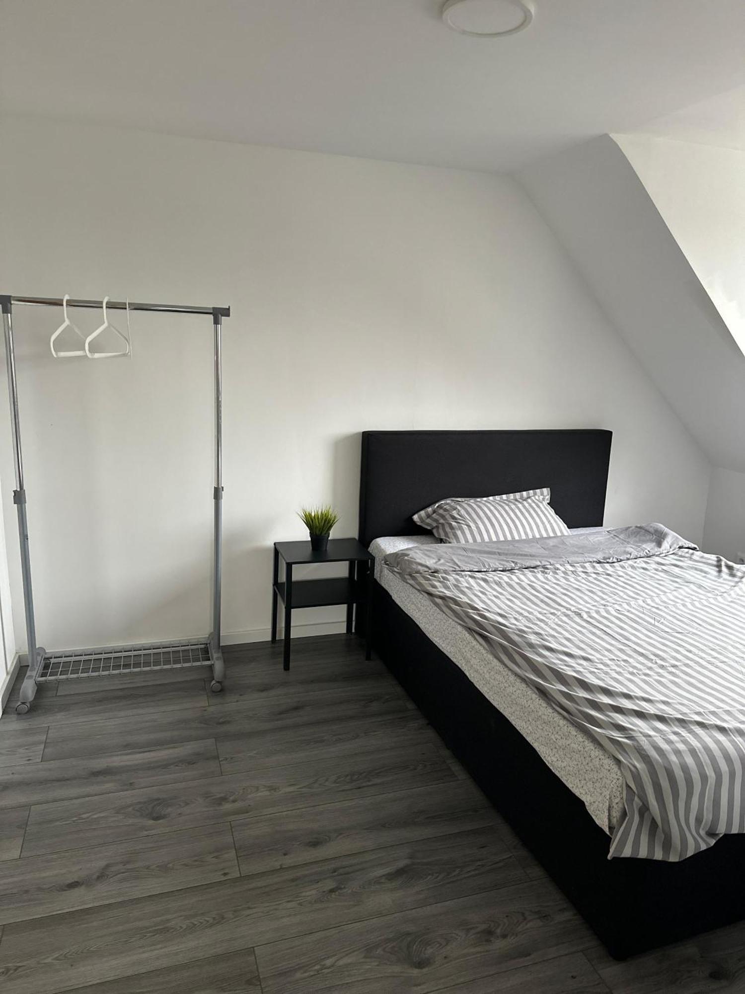 Homeberg - Feine 3 Zimmer, 4 Betten, 60qm In Lage