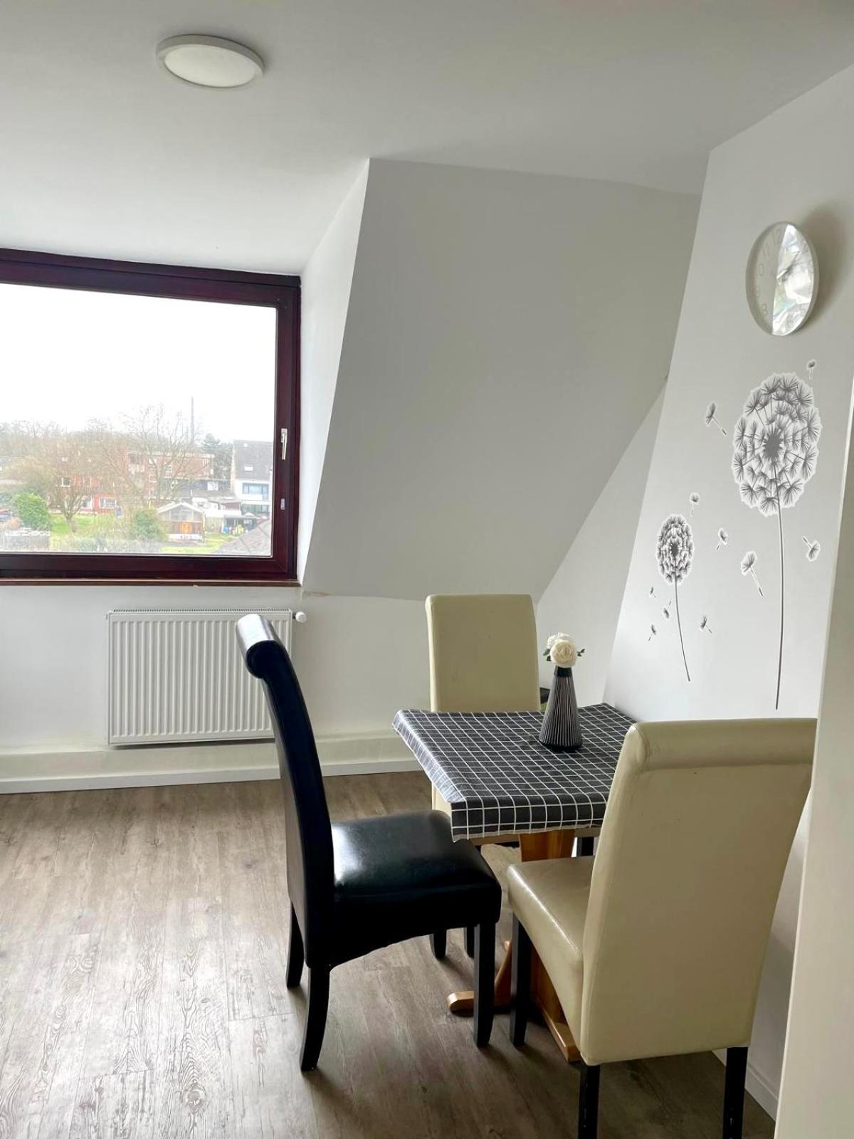 Homeberg - Feine 3 Zimmer, 4 Betten, 60qm In Lage *